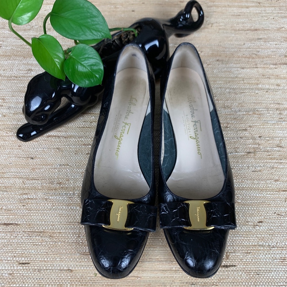 Salvatore Ferragamo Blk Leather MocCroc Vara Pump